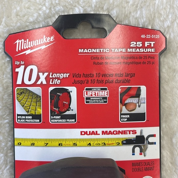 Milwaukee 25 FT.  Magnetic Tape Measure - Picture 6 of 9